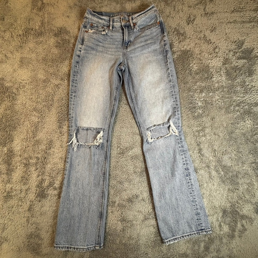 American Eagle Distressed High Waisted Straight Leg Jeans Light Wash Blue